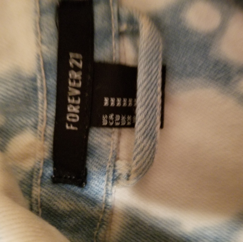 Tops - Picture 2 of 5